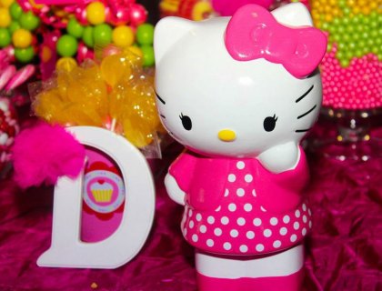15-Hello-Kitty-Explosion-The-UpperRoom-Events