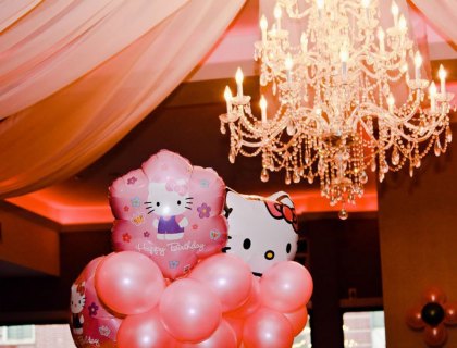 16-Hello-Kitty-Explosion-The-UpperRoom-Events