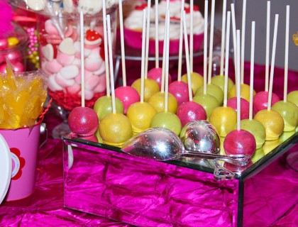 8-Hello-Kitty-Explosion-The-UpperRoom-Events